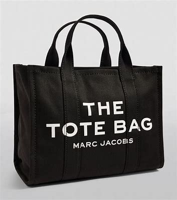 Marc Jacobs Tote Bags2023: Elevate Your Style with the Timeless Elegance of Marc Jacobs Tote Bags buy now